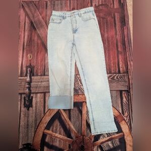 Light Blue Frye Ankle/Cropped Women's Jeans Size 8